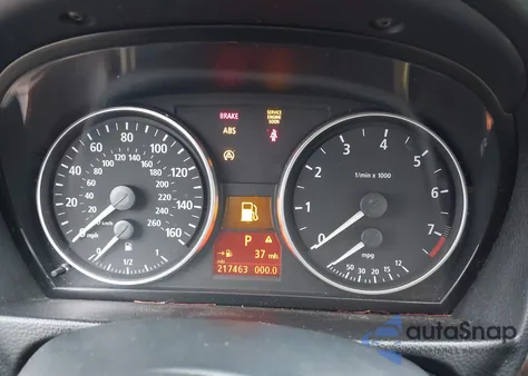 2006 BMW 325I z USA, uszkodzony, nr VIN WBAVB13576KR65882